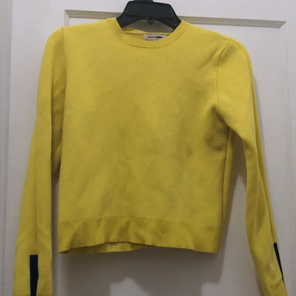 Fashion Nova - Size Small Yellow Long Sleeve Sweater with Blue strip on … - Picture 2 of 6
